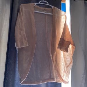 Tan/cashmere sweater/throw